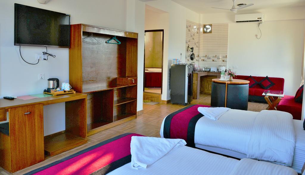 Hotel City Inn - Mountain View Pokhara Eksteriør bilde
