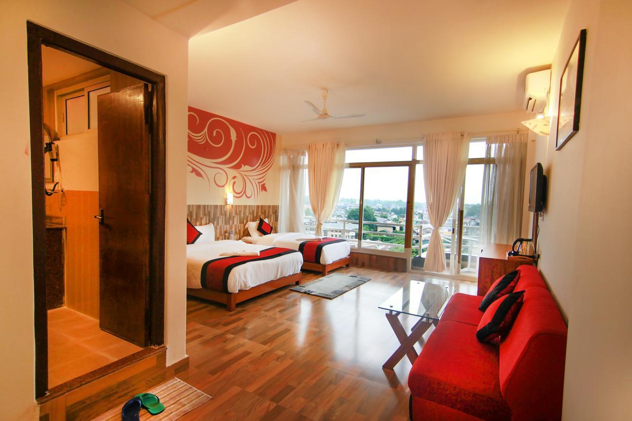 Hotel City Inn - Mountain View Pokhara Eksteriør bilde